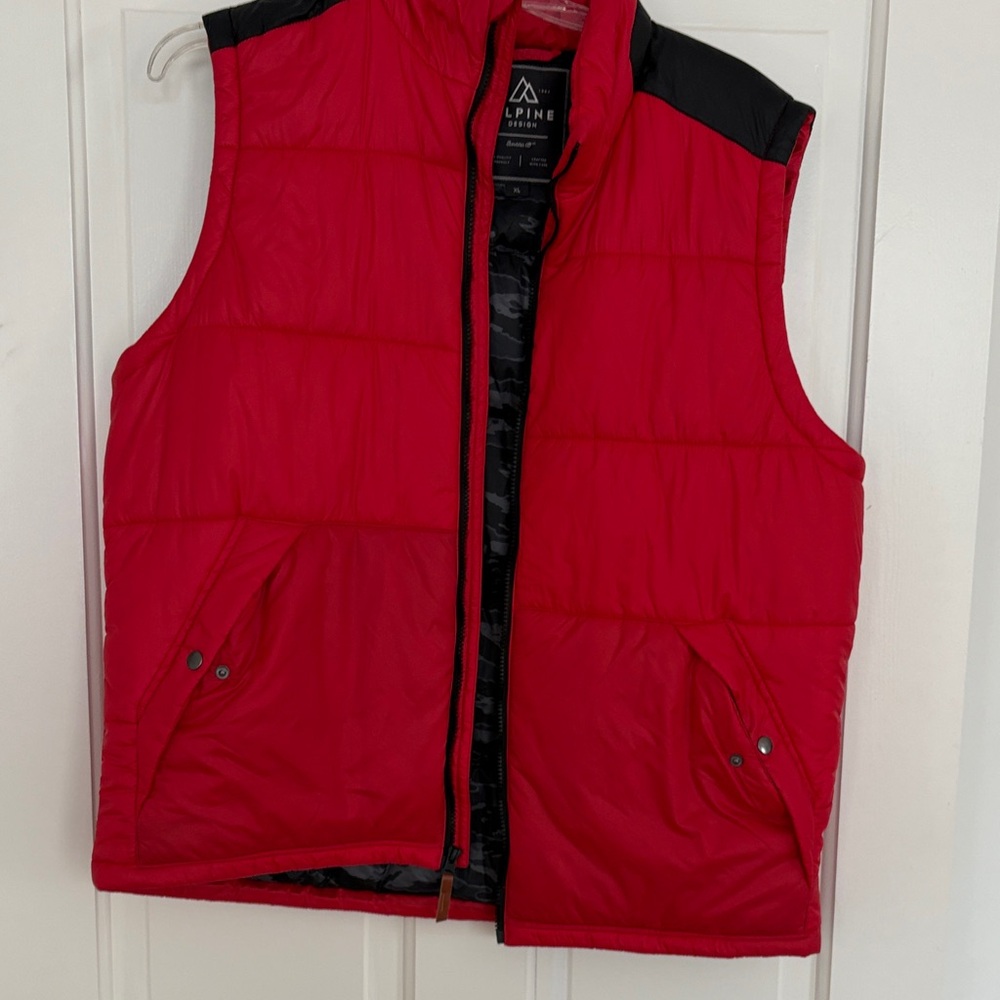 Alpine Design Red‎ Puffer Vest for Men size Xl